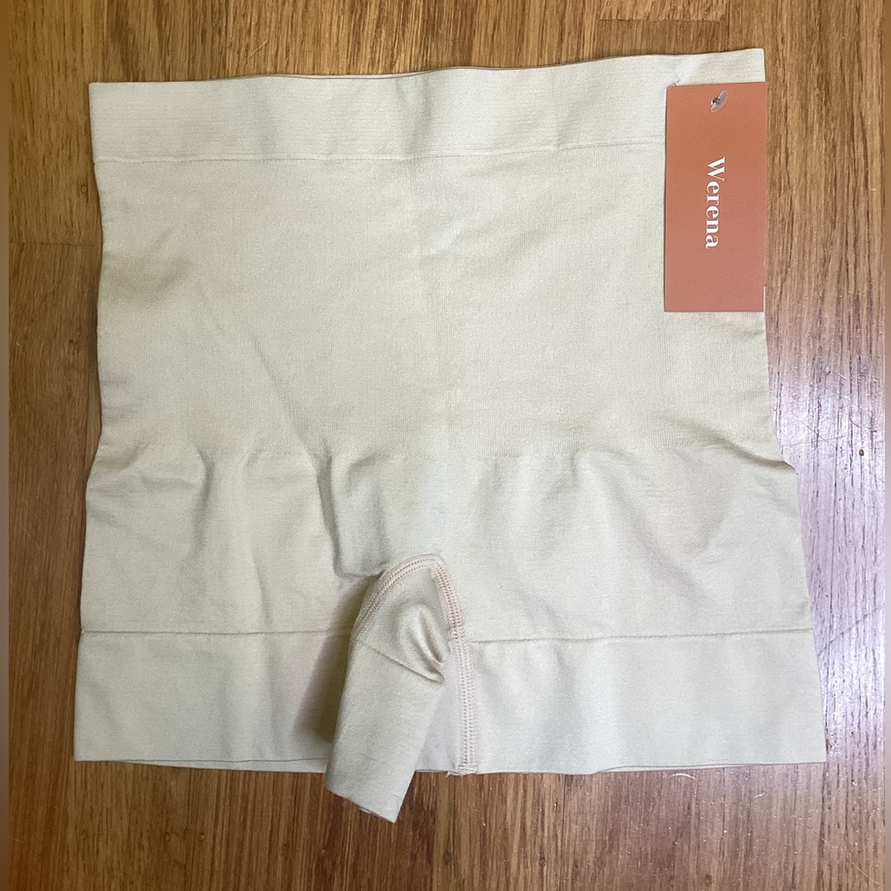 Were a Women's Tan Shapewear Shorts, size Large, NWT